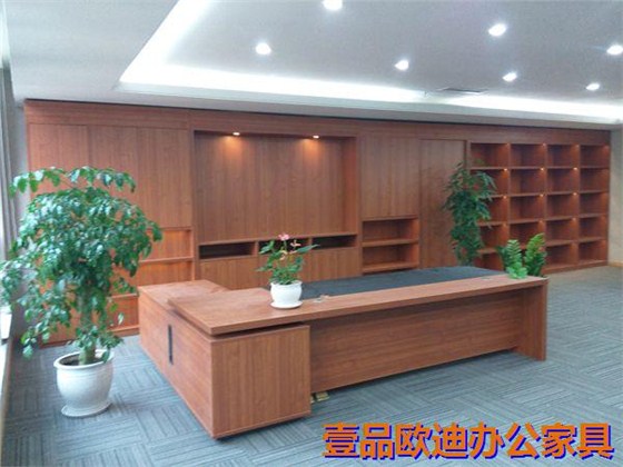 諾丁大班臺1