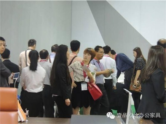 回顧壹品歐迪辦公家具2015年廣州家具展盛況 回顧壹品歐迪辦公家具2015年廣州家具展盛況