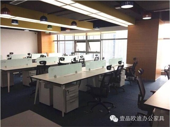 【央視新聞客戶端】京東JD讓老百姓放心網(wǎng)購，壹品歐迪讓京東JD綠色辦公