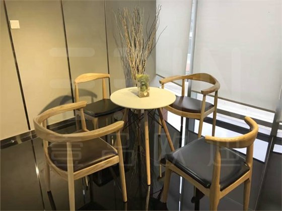 簡約辦公家具