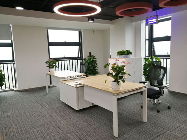 辦公家具廠家壹品歐迪關于辦公家具與地板如何搭配好看的幾點建議